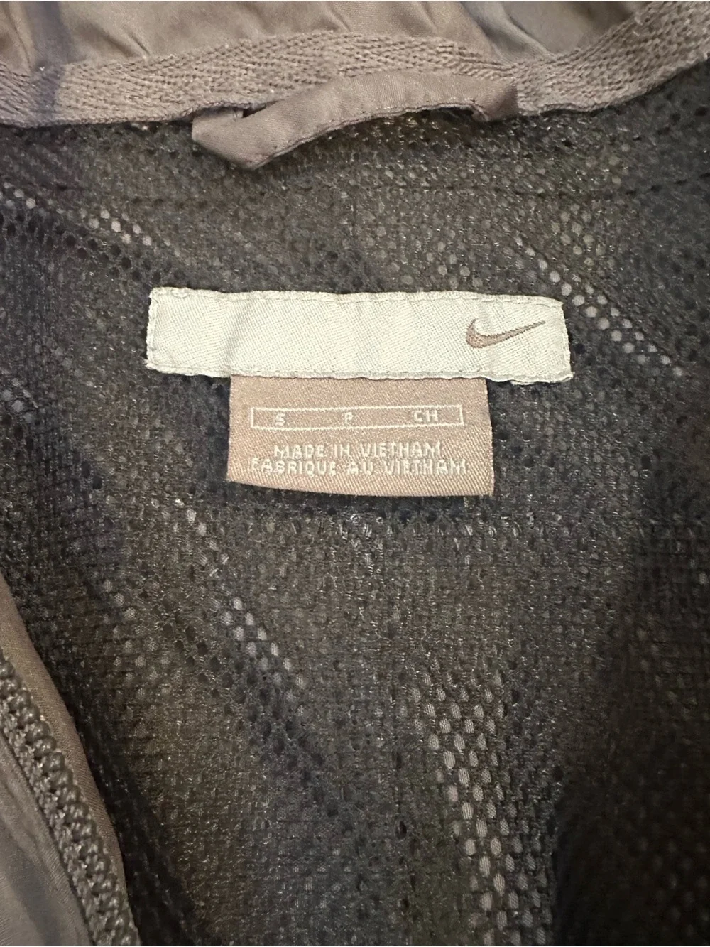 Nike Men's Gray Half-Zip Training Jacket with Black Accents